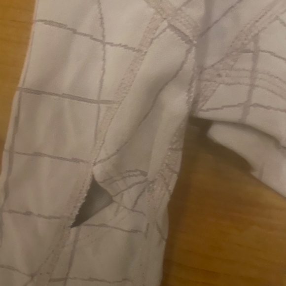 Lilac Lululemon Running Shirt Size 4 - Picture 5 of 6